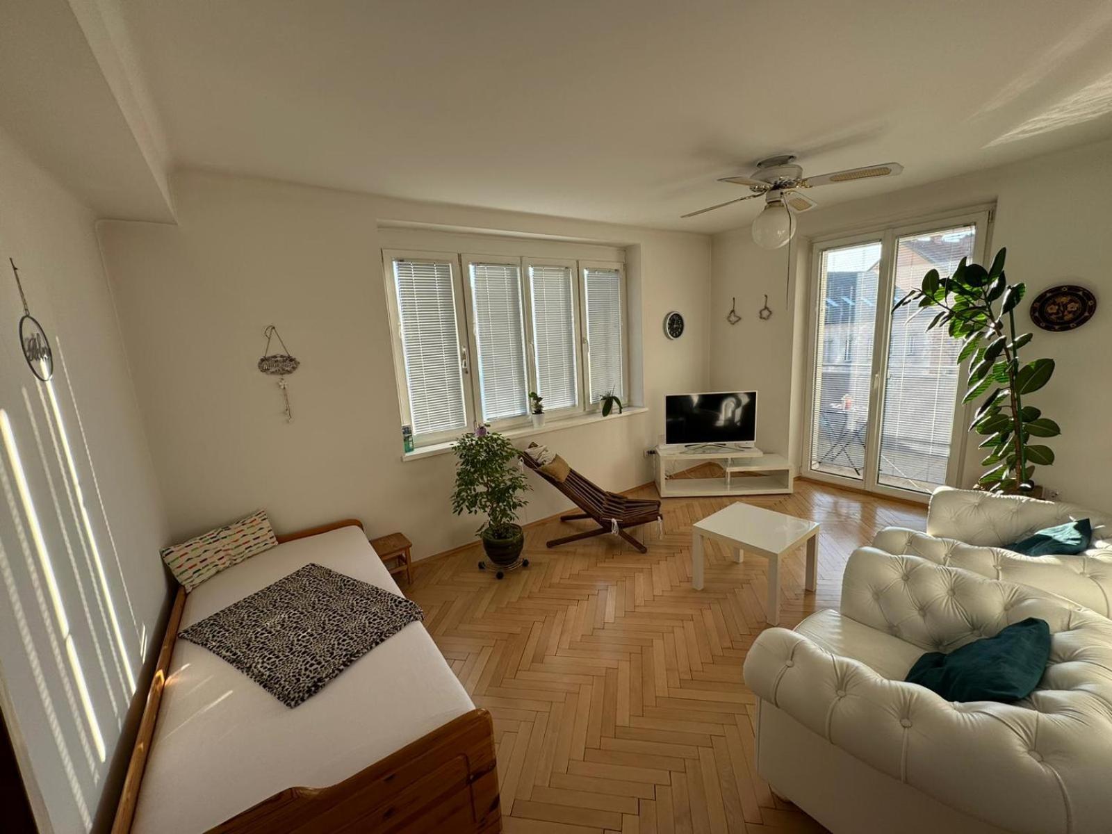 Marta Apartamento Klagenfurt am Woerthersee Exterior foto